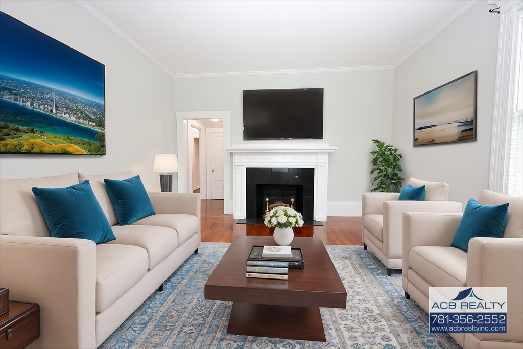 1 bed, 1 bath apartment for rent at 11 Pond St Unit 1, Weymouth — photo 1 of 23