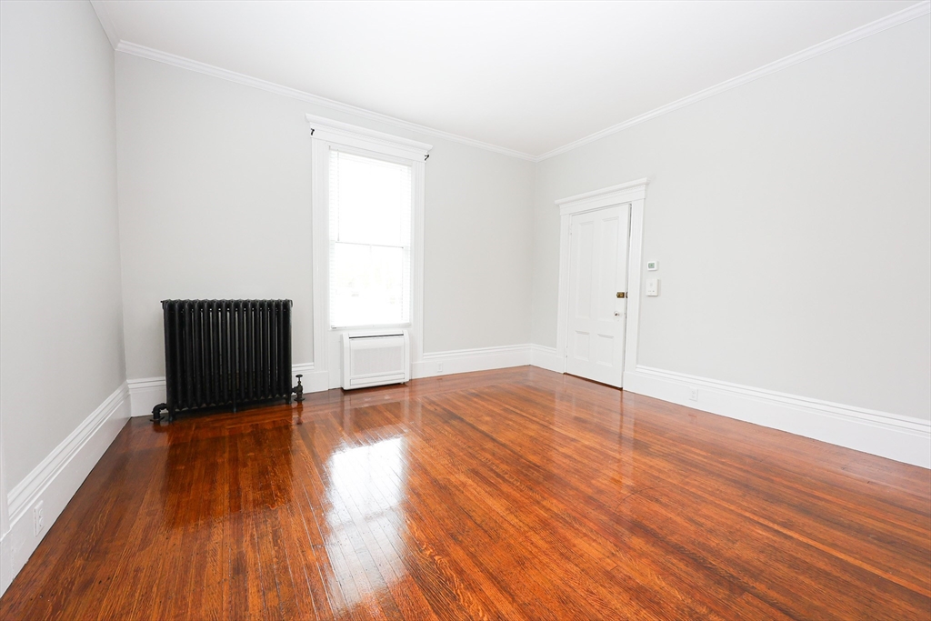 1 bed, 1 bath apartment for rent at 11 Pond St Unit 1, Weymouth — photo 17 of 23