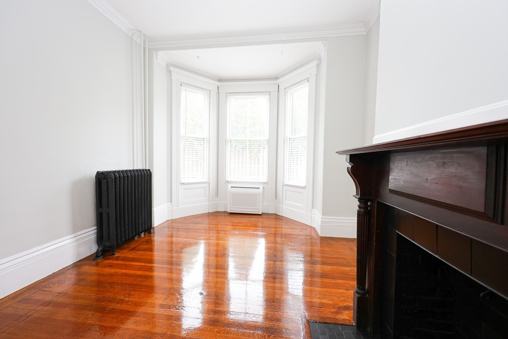 1 bed, 1 bath apartment for rent at 11 Pond St Unit 1, Weymouth — photo 18 of 23