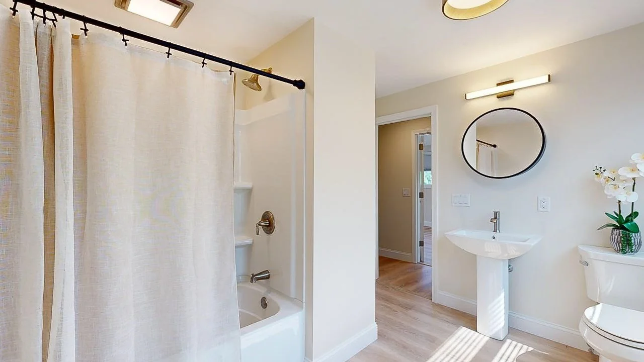 3 bed, 2 bath apartment for rent at 11 Pond View Way Unit 11 A, Northborough — photo 33 of 41