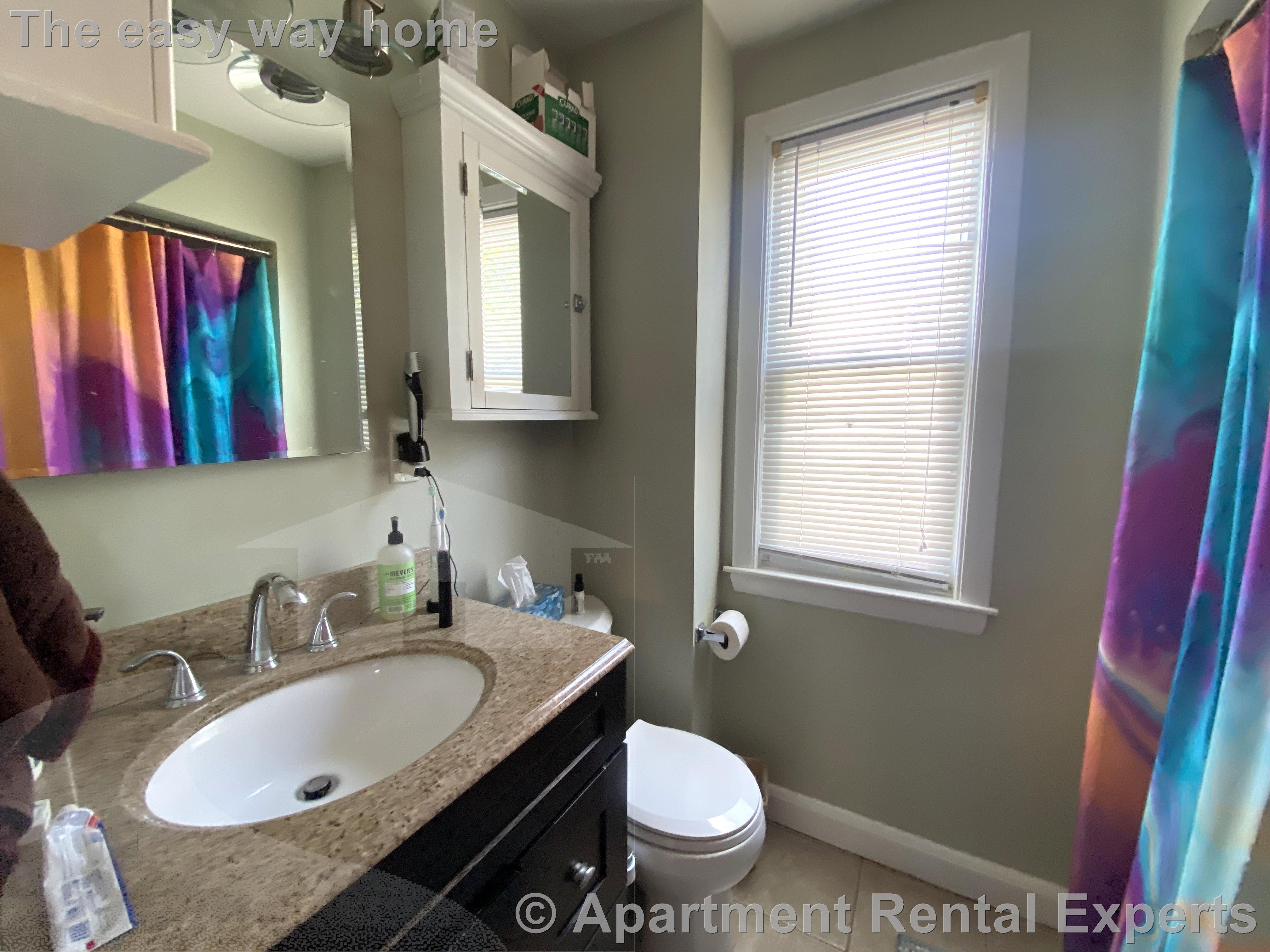 3 bed, 1 bath apartment for rent at 11 Prescott St Unit 3, Union Square — photo 8 of 22