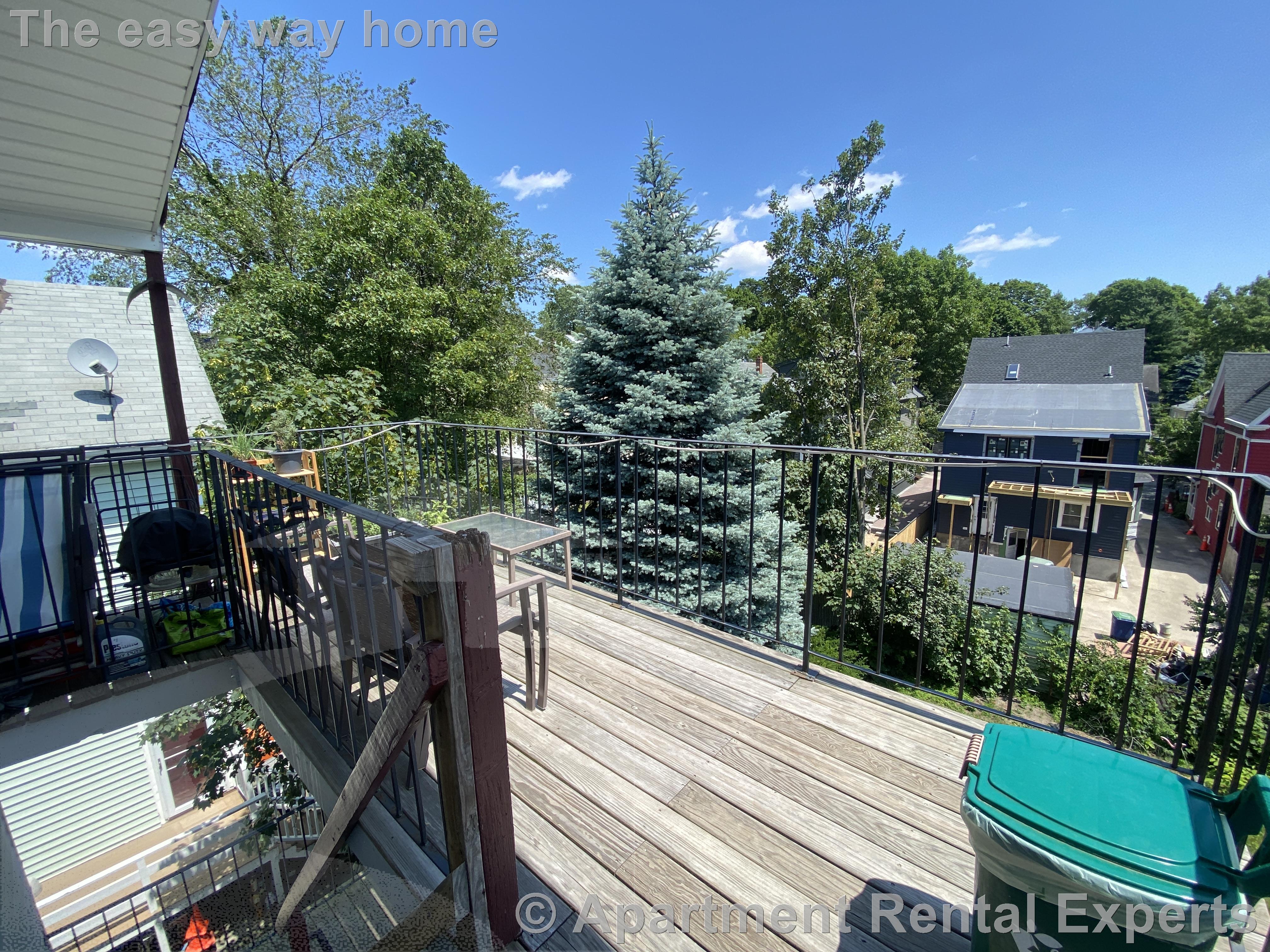 3 bed, 1 bath apartment for rent at 11 Prescott St Unit 3, Union Square — photo 13 of 22