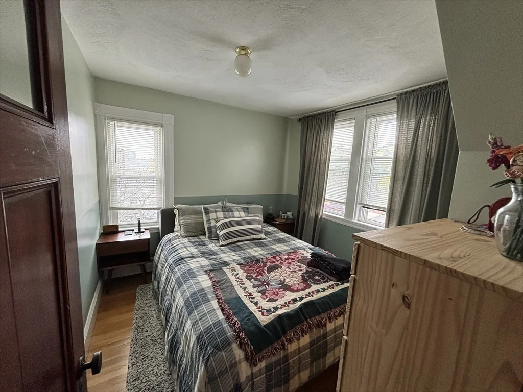 2 bed, 1 bath apartment for rent at 11 Prospect Hill Ave Unit 3, Prospect Hill — photo 7 of 15