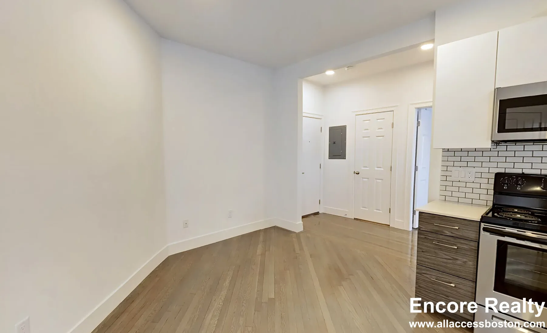 1 bed, 1 bath apartment for rent at 11 Queensberry St Unit 15, Fenway — photo 3 of 9