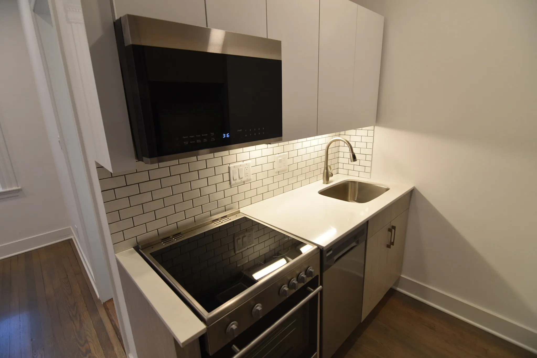 Studio bed, 1 bath apartment for rent at 11 Queensberry St Unit 16, Fenway — photo 3 of 13
