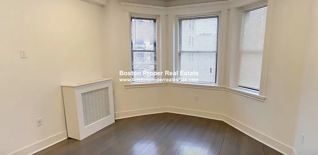 2 bed, 1 bath apartment for rent at 11 Queensberry St Unit 18, Fenway — photo 1 of 10