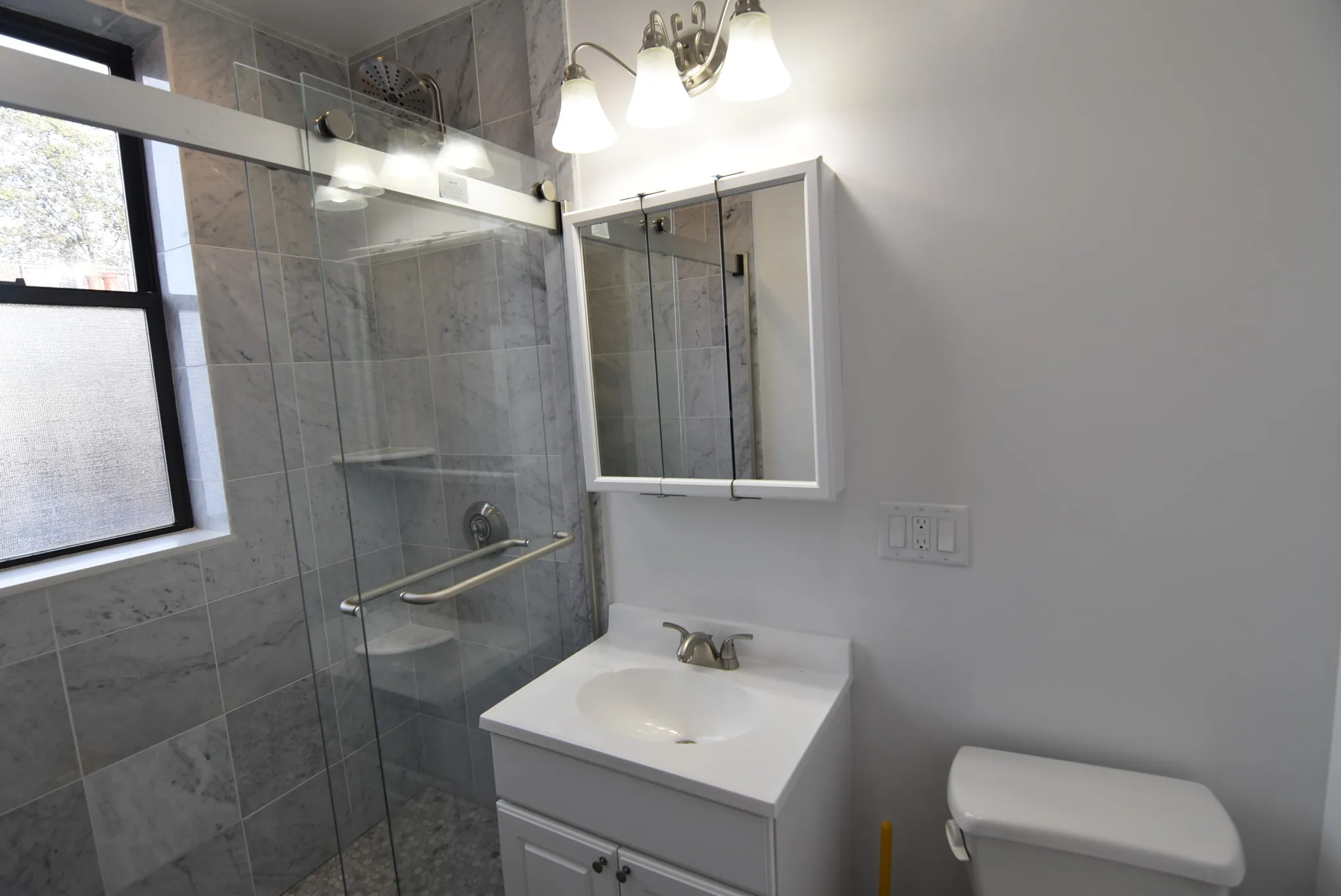 1 bed, 1 bath apartment for rent at 11 Queensberry St Unit 26, Fenway — photo 4 of 9