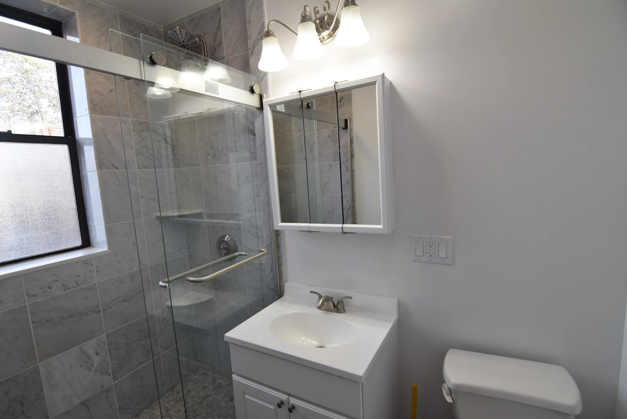 1 bed, 1 bath apartment for rent at 11 Queensberry St Unit 27, Fenway — photo 4 of 9