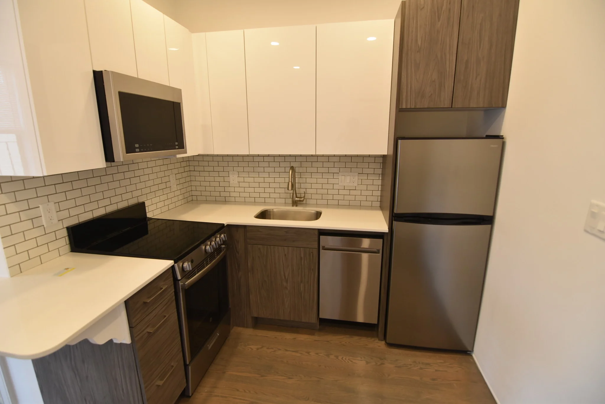 1 bed, 1 bath apartment for rent at 11 Queensberry St Unit 27, Fenway — photo 1 of 9