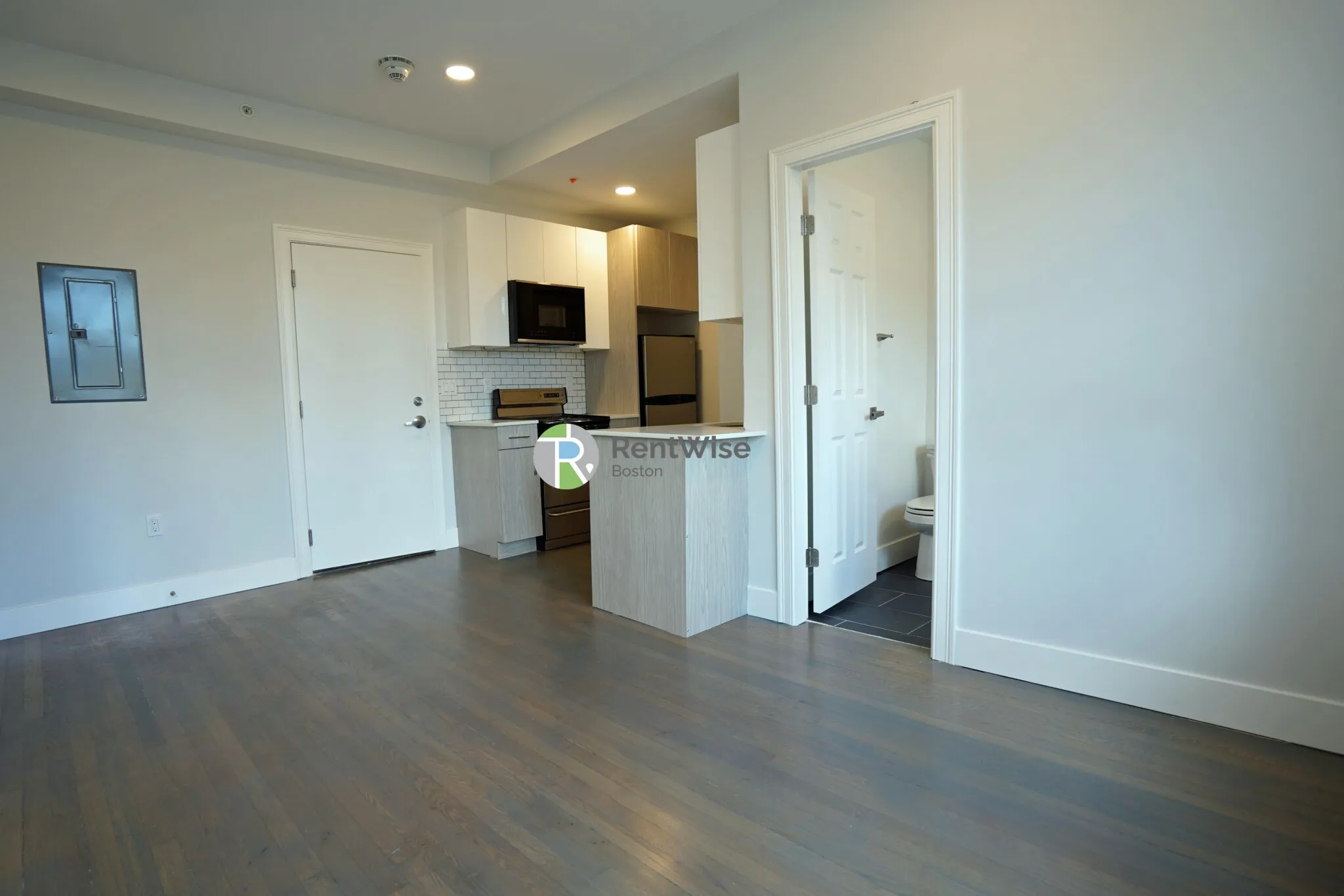 1 bed, 1 bath apartment for rent at 11 Queensberry St Unit 28, Fenway — photo 4 of 13