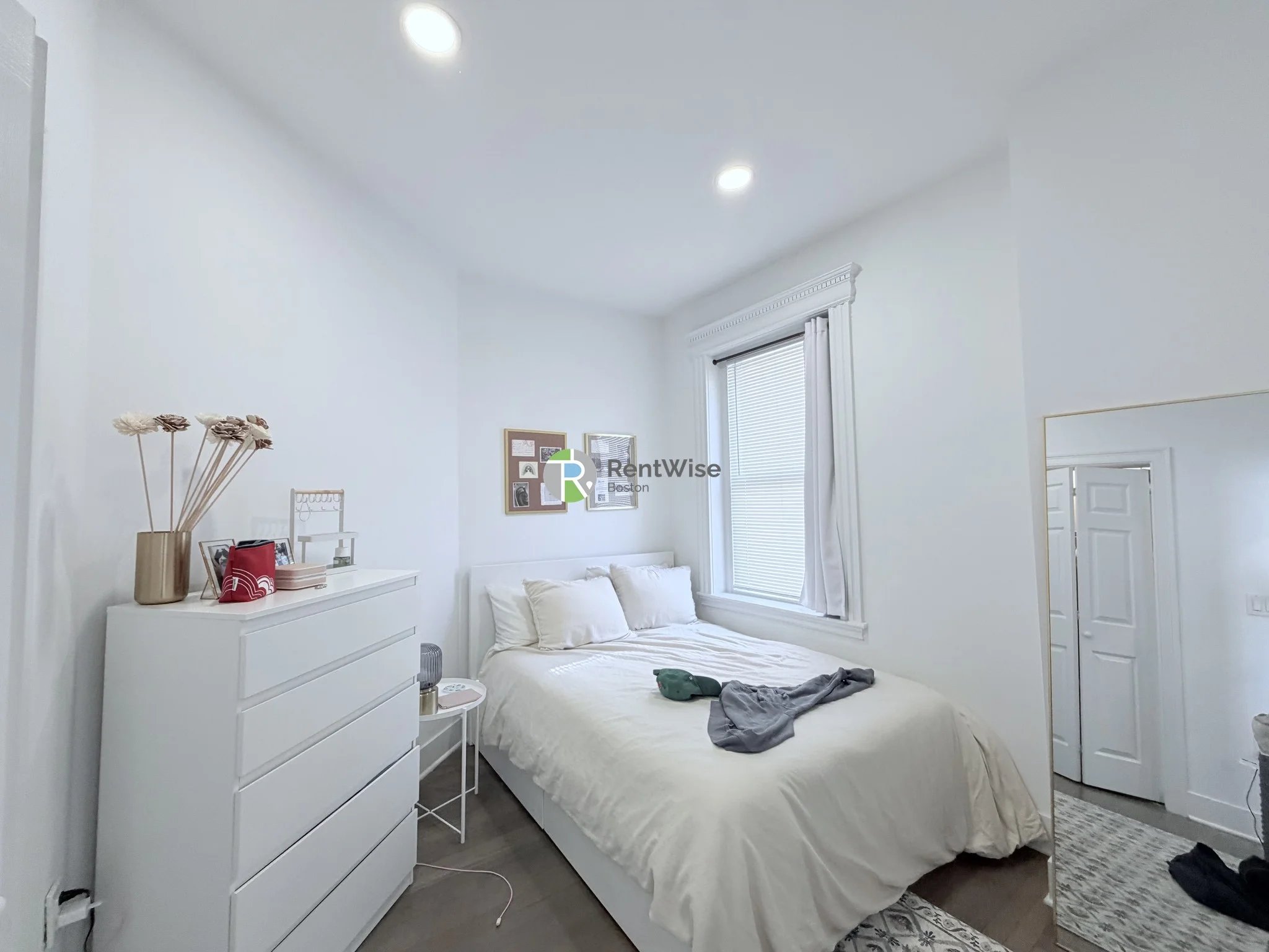 1 bed, 1 bath apartment for rent at 11 Queensberry St Unit 35, Fenway — photo 12 of 13