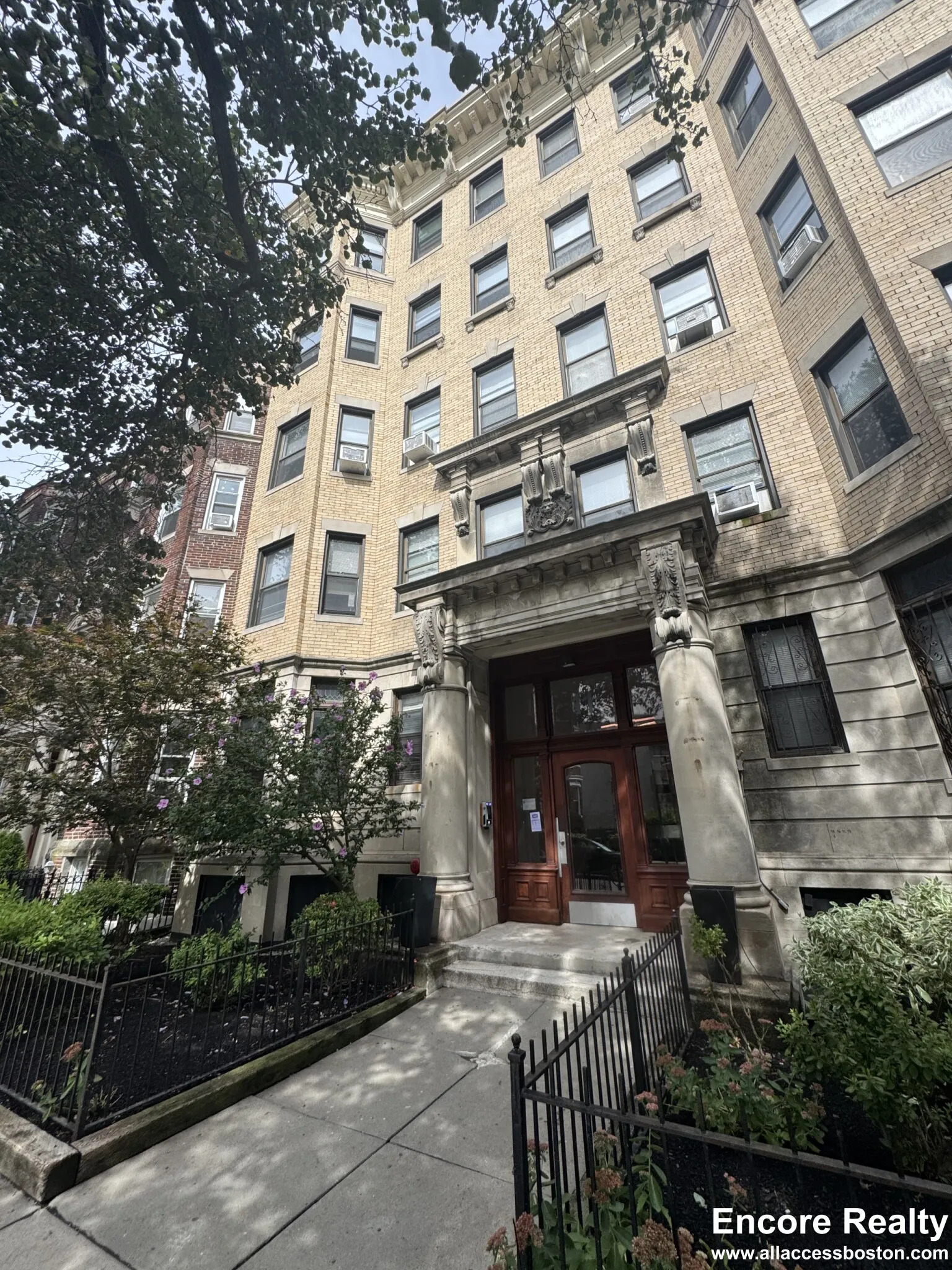 1 bed, 1 bath apartment for rent at 11 Queensberry St Unit 35A, Fenway — photo 10 of 10