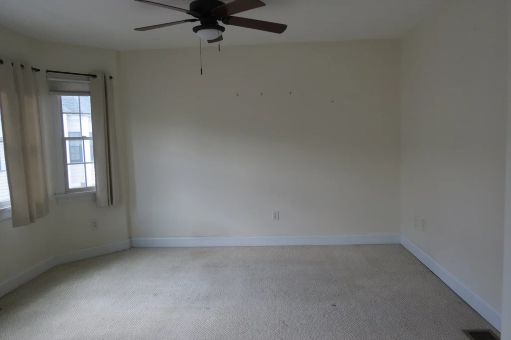 2 bed, 2 bath apartment for rent at 11 Railroad Ave Unit B5, Salisbury — photo 13 of 24