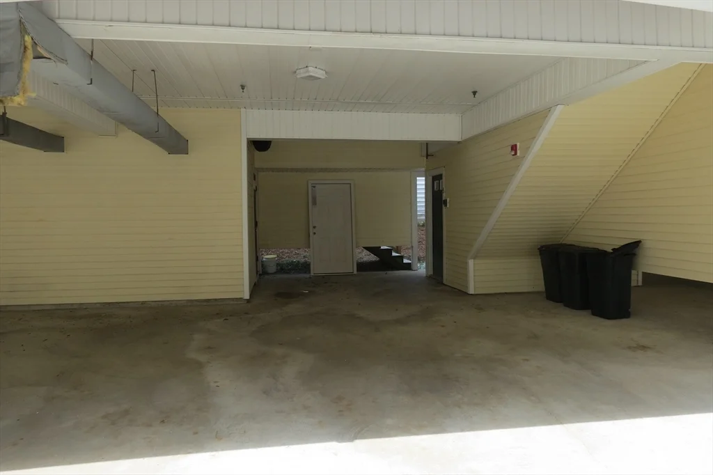 2 bed, 2 bath apartment for rent at 11 Railroad Ave Unit B5, Salisbury — photo 2 of 24