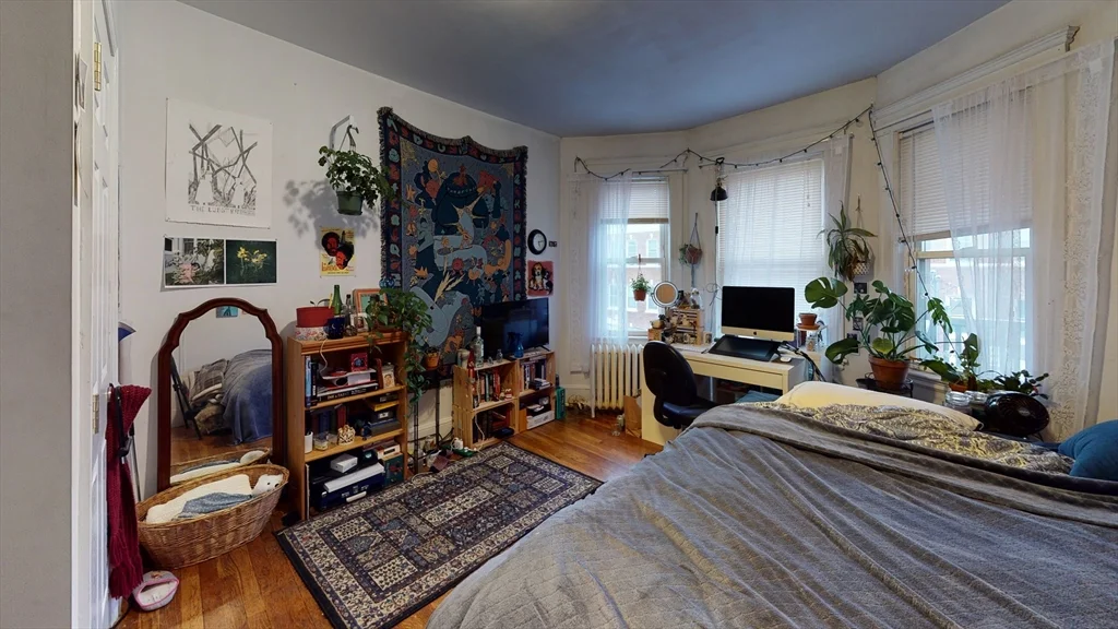 4 bed, 2 bath apartment for rent at 11 Ransom Rd Unit 3, Brighton — photo 7 of 9