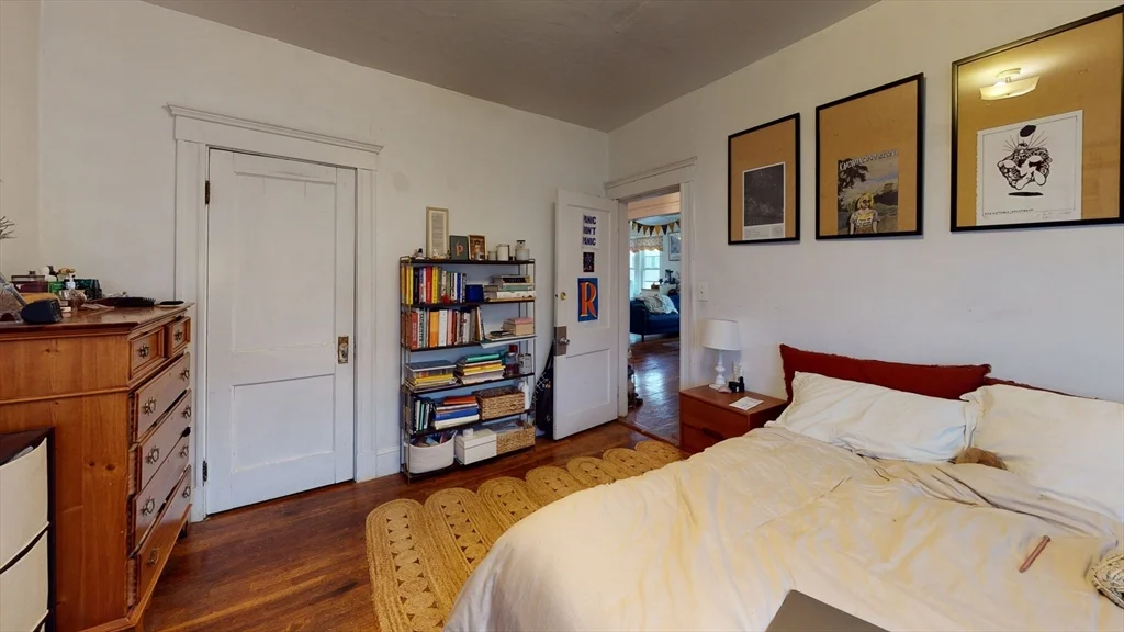 4 bed, 2 bath apartment for rent at 11 Ransom Rd Unit 3, Brighton — photo 4 of 9