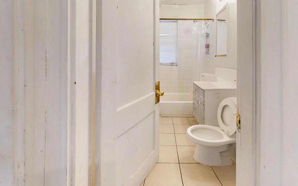 4 bed, 2 bath apartment for rent at 11 Ransom Unit 1, Brighton — photo 12 of 13