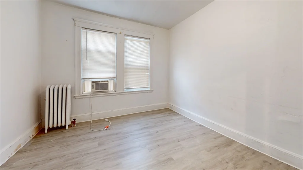 4 bed, 2 bath apartment for rent at 11 Ransom Unit 1, Brighton — photo 9 of 13