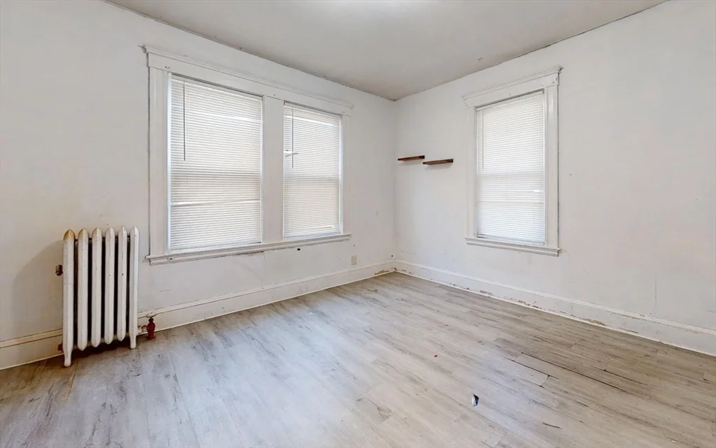 4 bed, 2 bath apartment for rent at 11 Ransom Unit 1, Brighton — photo 6 of 13