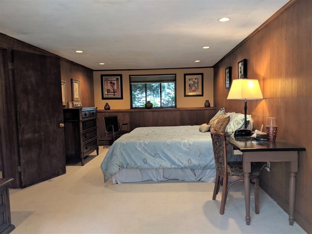 4 bed, 3 bath apartment for rent at 11 Renee Ter, Newton — photo 12 of 20