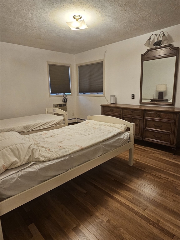 4 bed, 3 bath apartment for rent at 11 Renee Ter, Newton — photo 7 of 20
