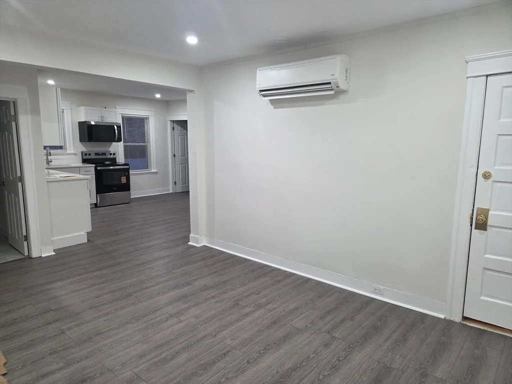 2 bed, 1 bath apartment for rent at 11 Rice Ave Unit 1, Shrewsbury — photo 15 of 18