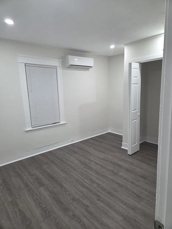 2 bed, 1 bath apartment for rent at 11 Rice Ave Unit 1, Shrewsbury — photo 5 of 18