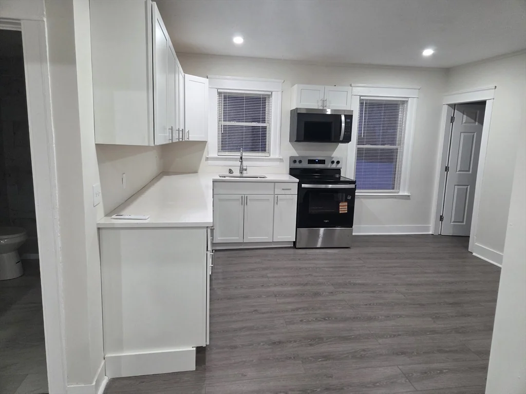2 bed, 1 bath apartment for rent at 11 Rice Ave Unit 1, Shrewsbury — photo 16 of 18