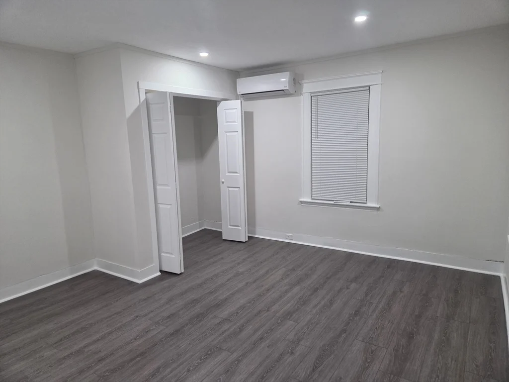 2 bed, 1 bath apartment for rent at 11 Rice Ave Unit 1, Shrewsbury — photo 9 of 18