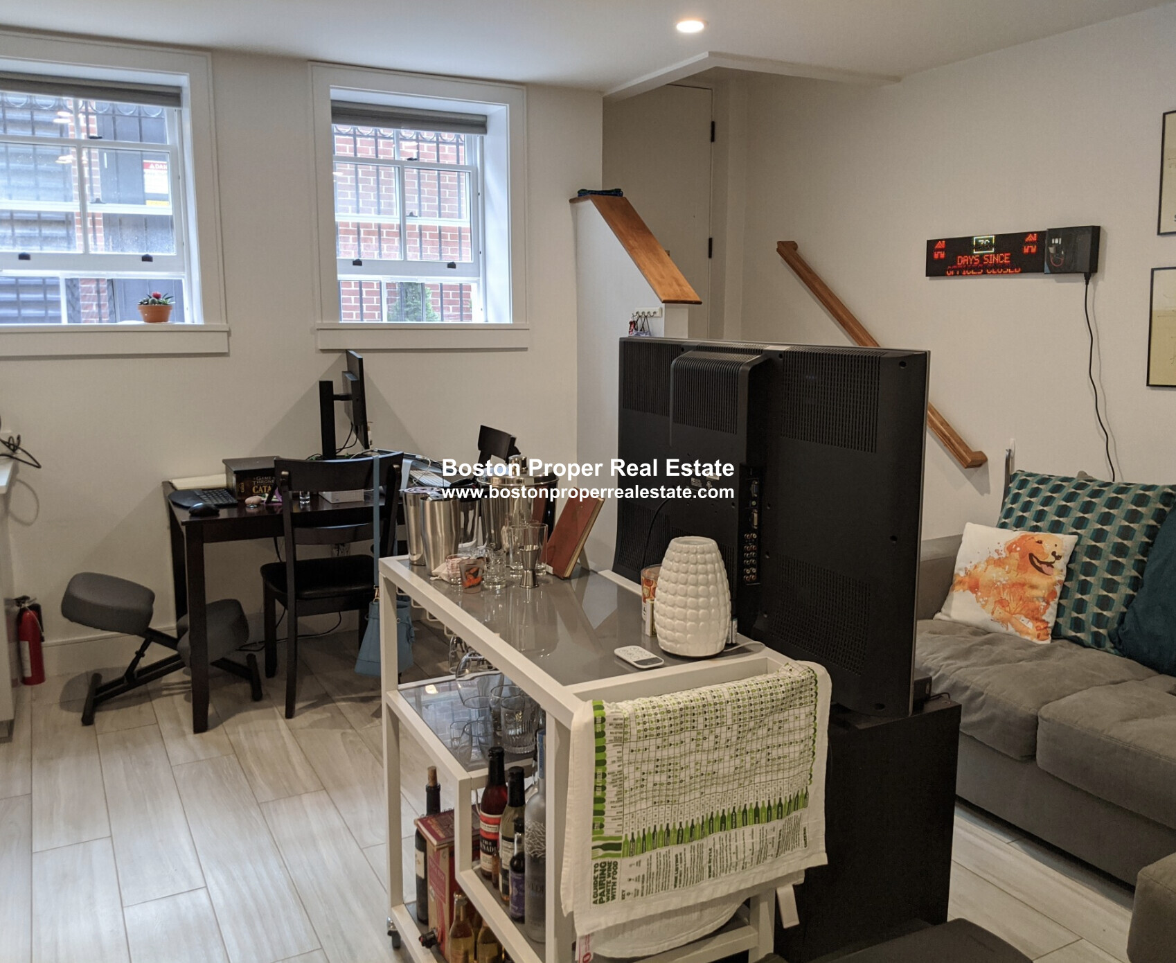 1 bed, 1 bath apartment for rent at 11 Ridgeway Ln Unit 1, Beacon Hill — photo 4 of 15