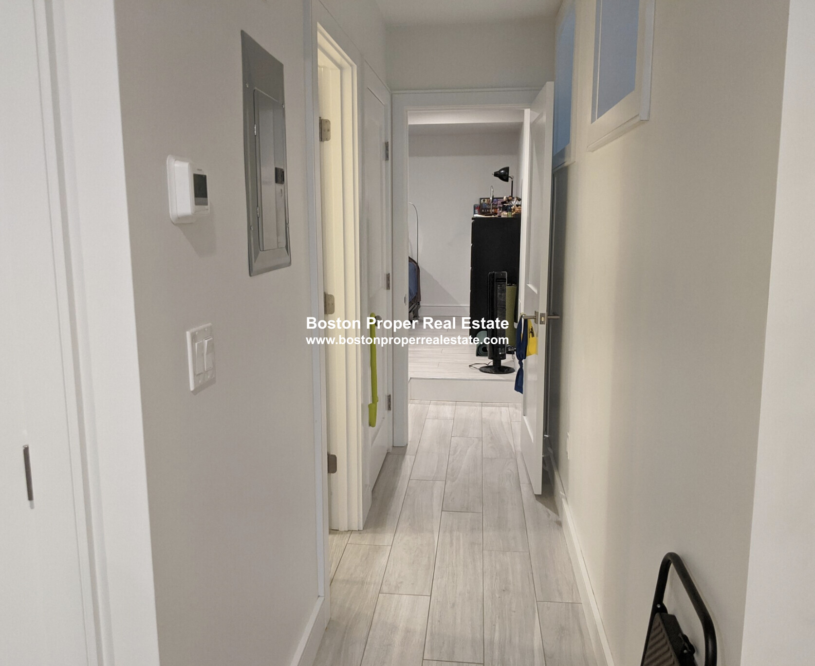 1 bed, 1 bath apartment for rent at 11 Ridgeway Ln Unit 1, Beacon Hill — photo 10 of 15