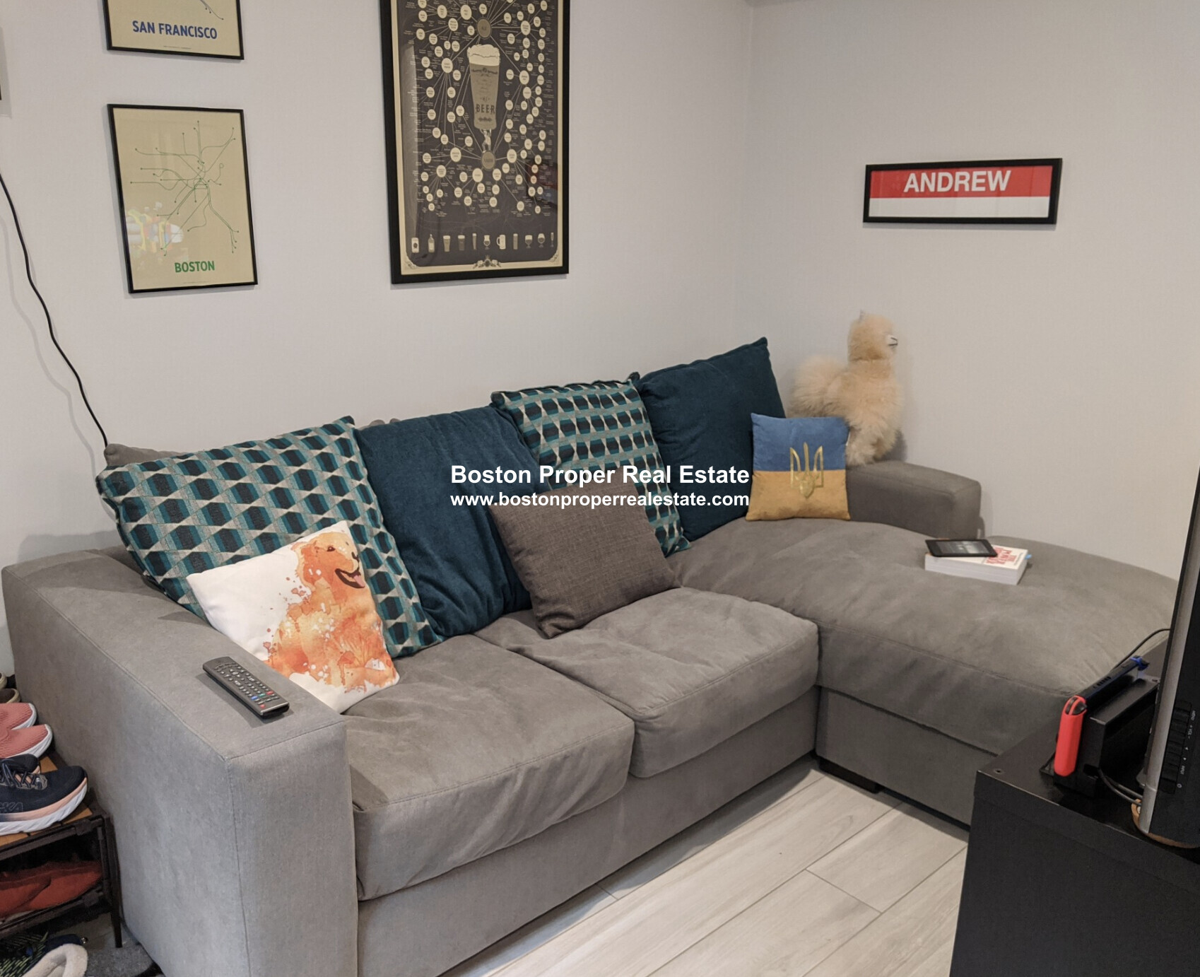 1 bed, 1 bath apartment for rent at 11 Ridgeway Ln Unit 1, Beacon Hill — photo 2 of 15