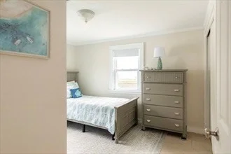 3 bed, 1 bath apartment for rent at 11 Rockport Rd, Gloucester — photo 8 of 10