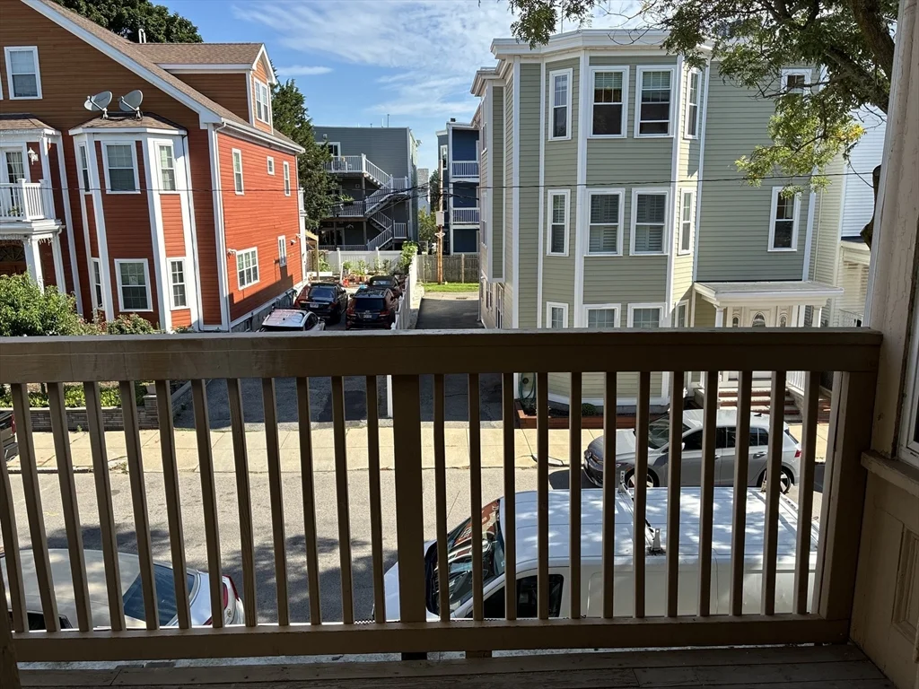 3 bed, 1 bath apartment for rent at 11 Romsey Unit 2, Dorchester — photo 11 of 11