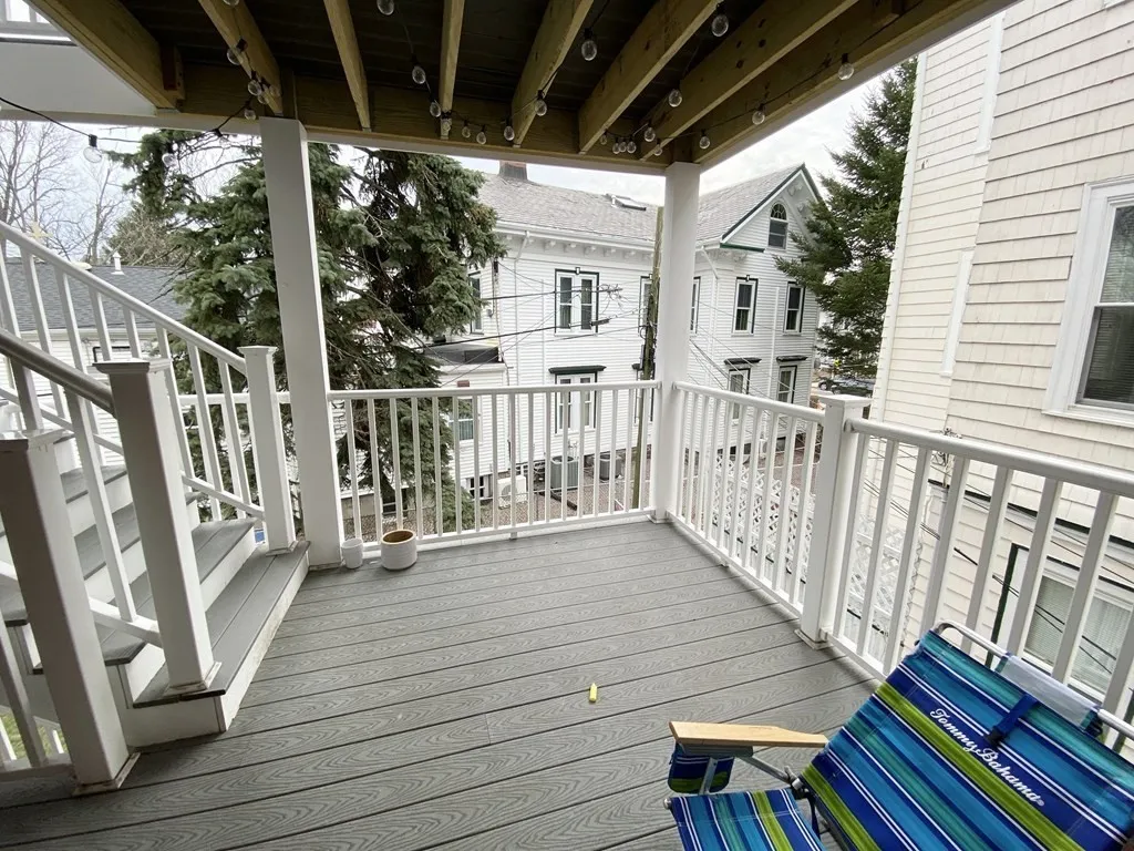 3 bed, 1 bath apartment for rent at 11 Romsey Unit 2, Dorchester — photo 6 of 11