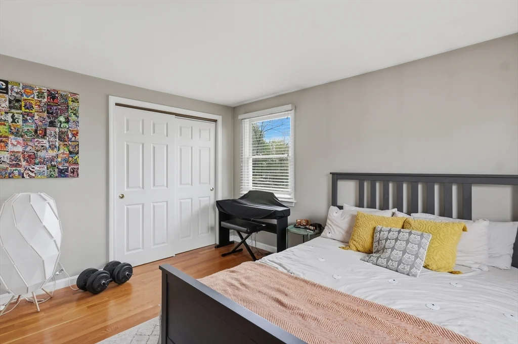 4 bed, 2 bath apartment for rent at 11 Roseanna Park Dr, Waltham — photo 25 of 37