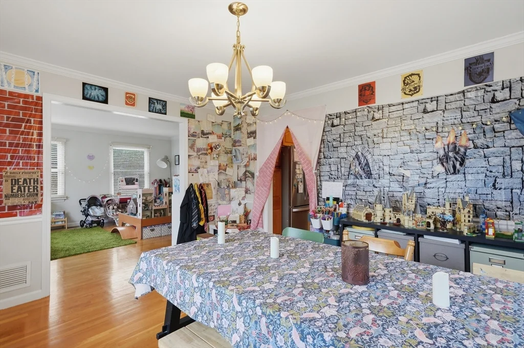 4 bed, 2 bath apartment for rent at 11 Roseanna Park Dr, Waltham — photo 16 of 37
