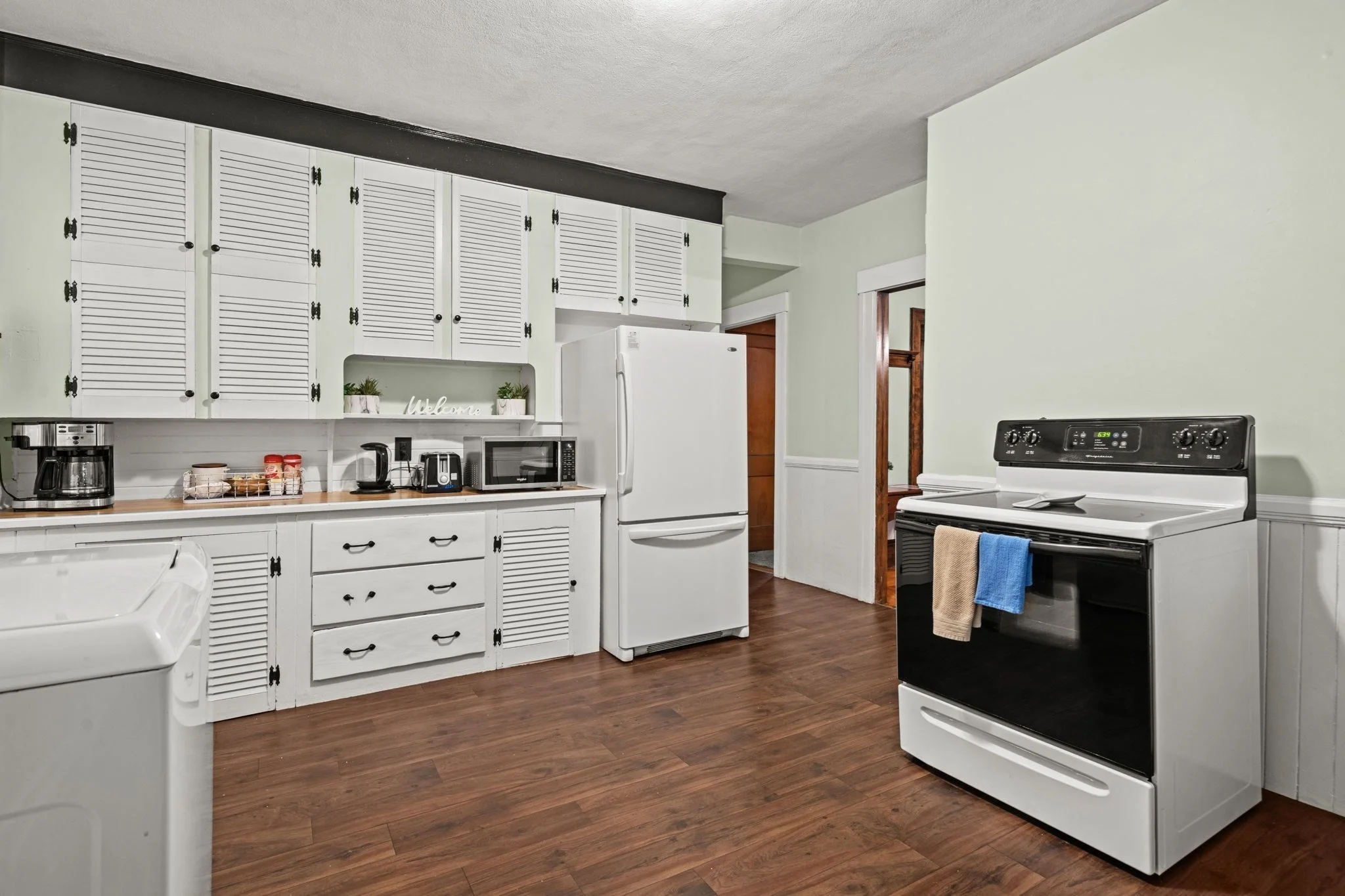 2 bed, 1 bath apartment for rent at 11 Roseland Rd Unit 2, Worcester — photo 16 of 34