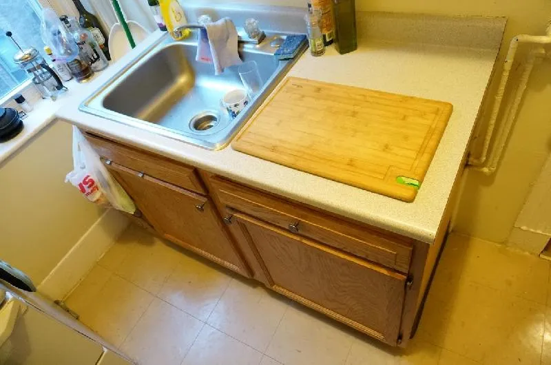Studio bed, 1 bath apartment for rent at 11 Royce Rd Unit 20, Brighton — photo 6 of 16