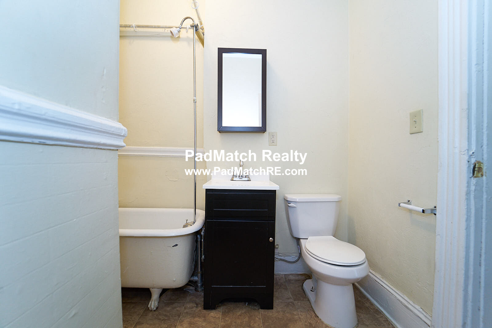 1 bed, 1 bath apartment for rent at 11 Royce Rd Unit 7, Allston — photo 7 of 16