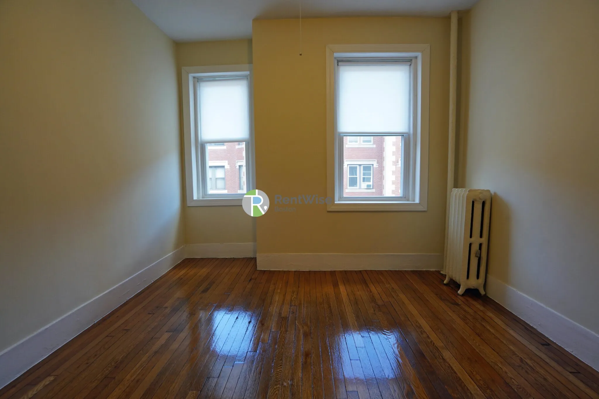 1 bed, 1 bath apartment for rent at 11 Royce Rd Unit 9, Brighton — photo 4 of 15