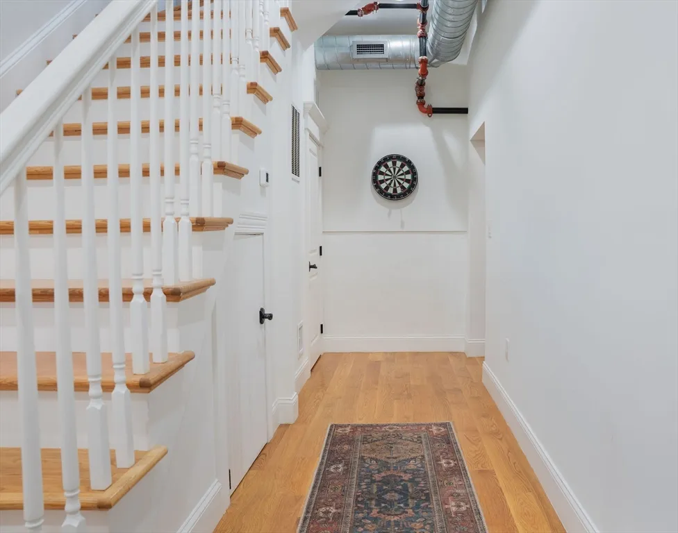 3 bed, 2 bath apartment for rent at 11 S Mason St Unit 2, Salem — photo 18 of 25