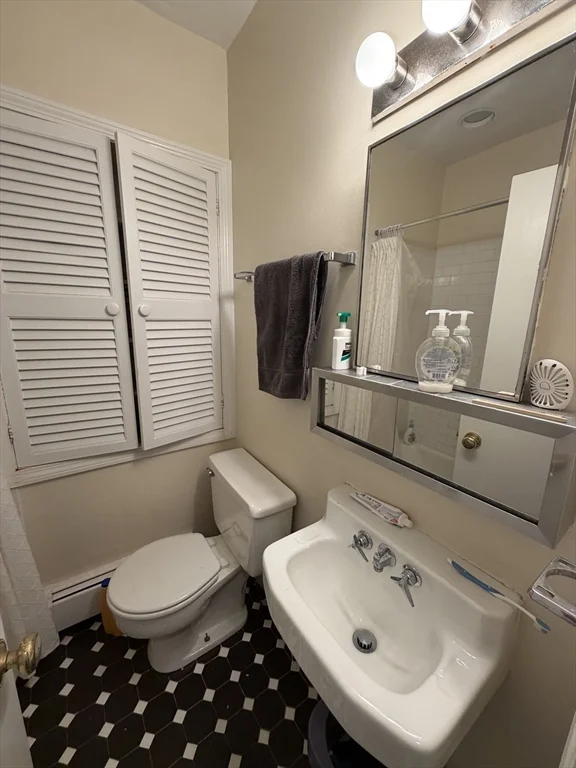 1 bed, 1 bath apartment for rent at 11 S Russell St Unit 3, Beacon Hill — photo 6 of 10