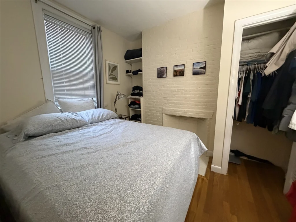 1 bed, 1 bath apartment for rent at 11 S Russell St Unit 3, Beacon Hill — photo 8 of 10