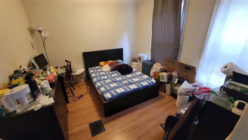 3 bed, 1 bath apartment for rent at 11 St Paul St Unit 1, Mid-Cambridge — photo 3 of 5