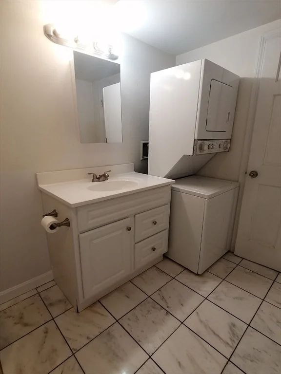 3 bed, 2 bath apartment for rent at 11 Seckel St Unit 1, Wellington-Harrington — photo 24 of 28