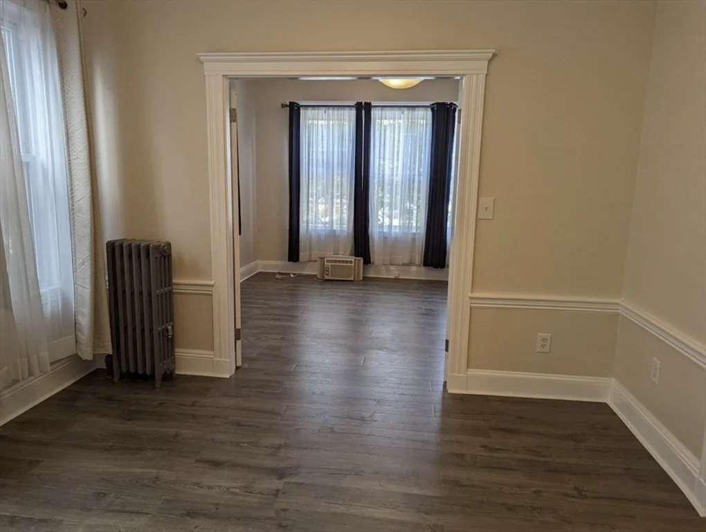 2 bed, 1 bath apartment for rent at 11 Sedgwick St Unit 8, Jamaica Plain — photo 6 of 31