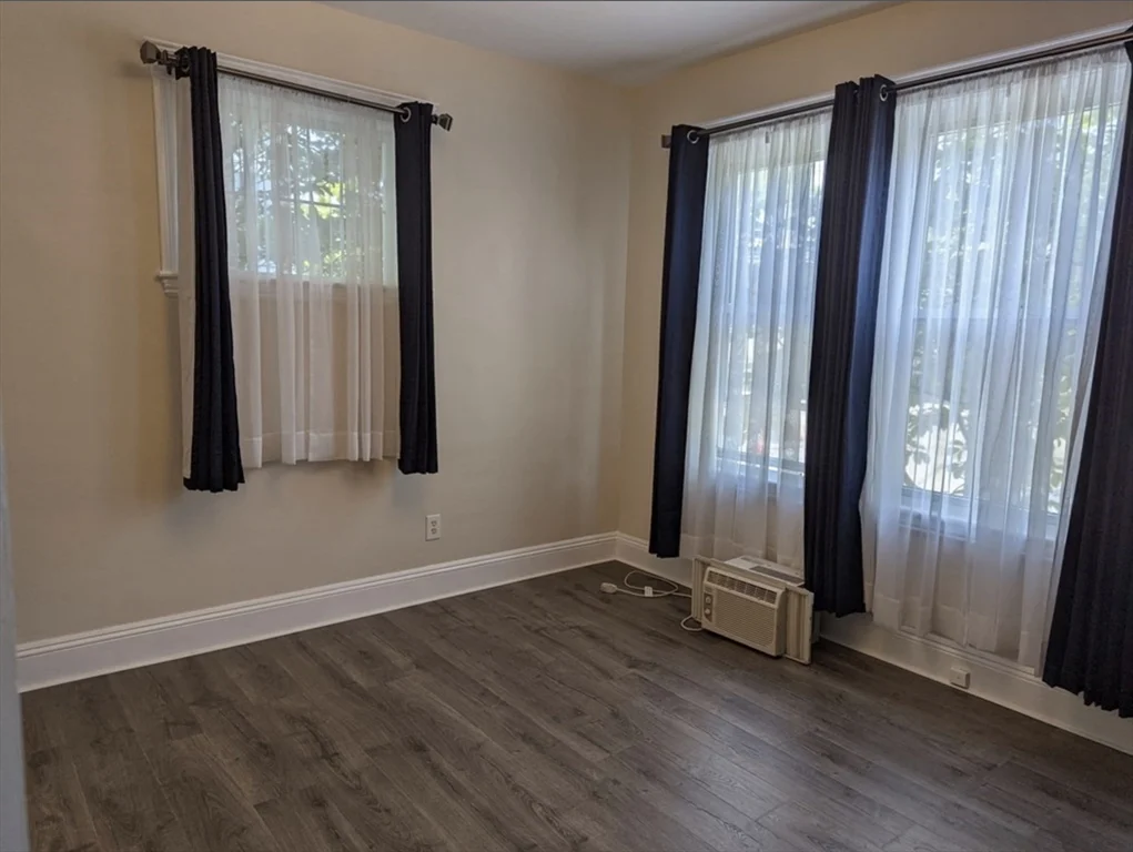 2 bed, 1 bath apartment for rent at 11 Sedgwick St Unit 8, Jamaica Plain — photo 8 of 31
