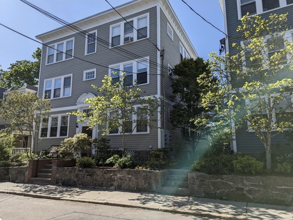 2 bed, 1 bath apartment for rent at 11 Sedgwick St Unit 8, Jamaica Plain