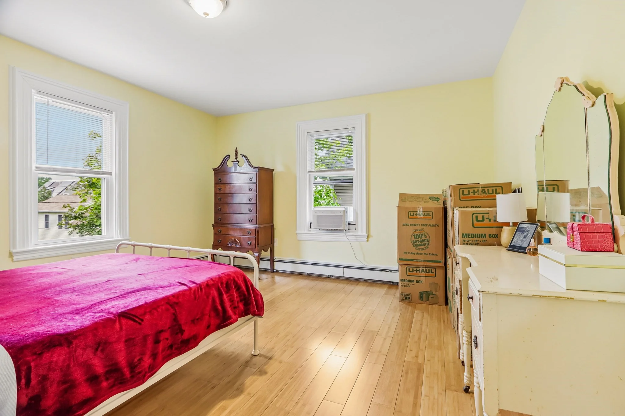 3 bed, 2 bath apartment for rent at 11 Sharon St, West Medford — photo 22 of 42